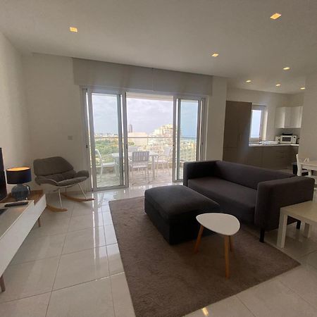 Spectacular Distant Seaview Apt Sliema Extérieur photo
