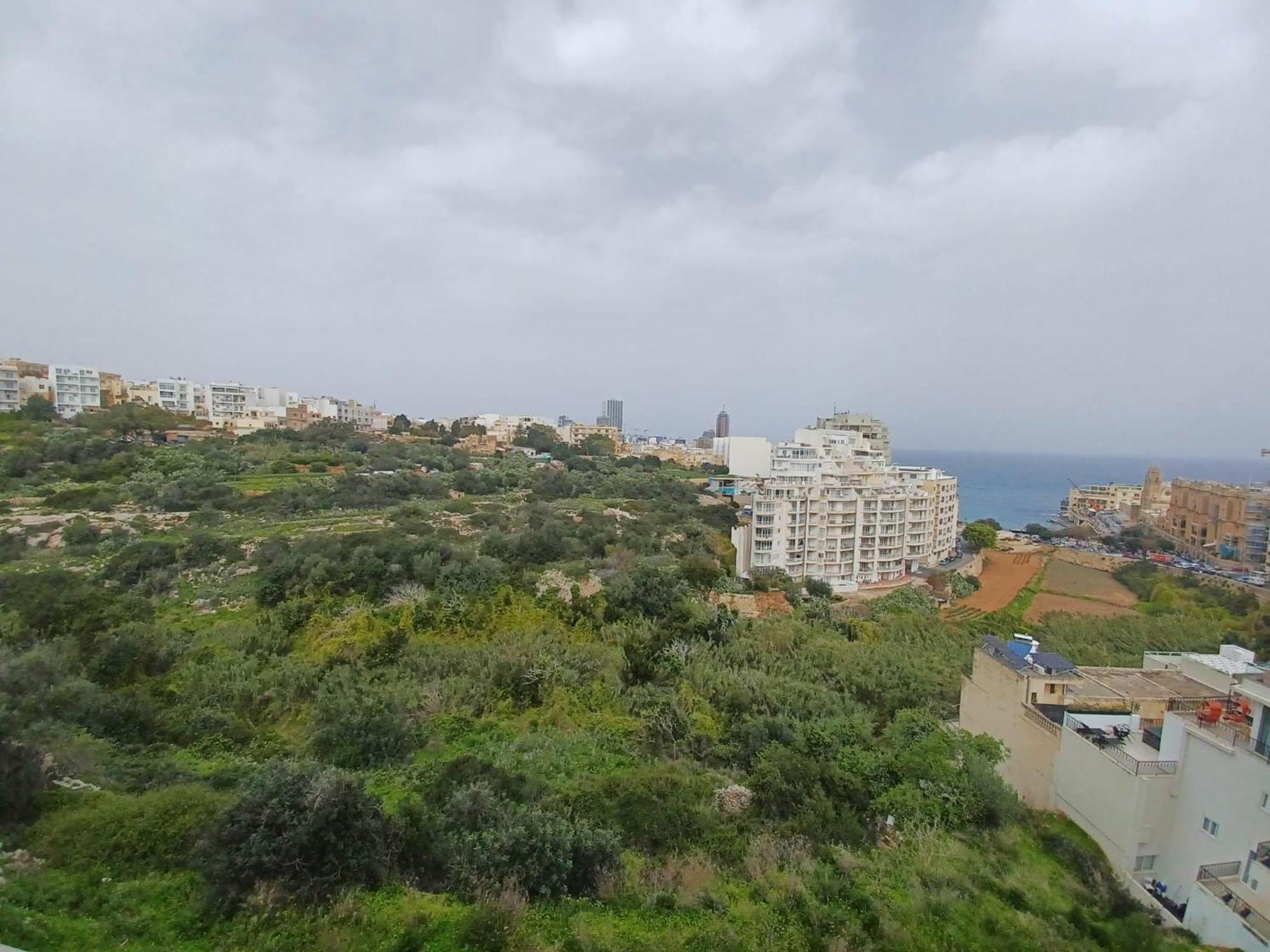 Spectacular Distant Seaview Apt Sliema Extérieur photo