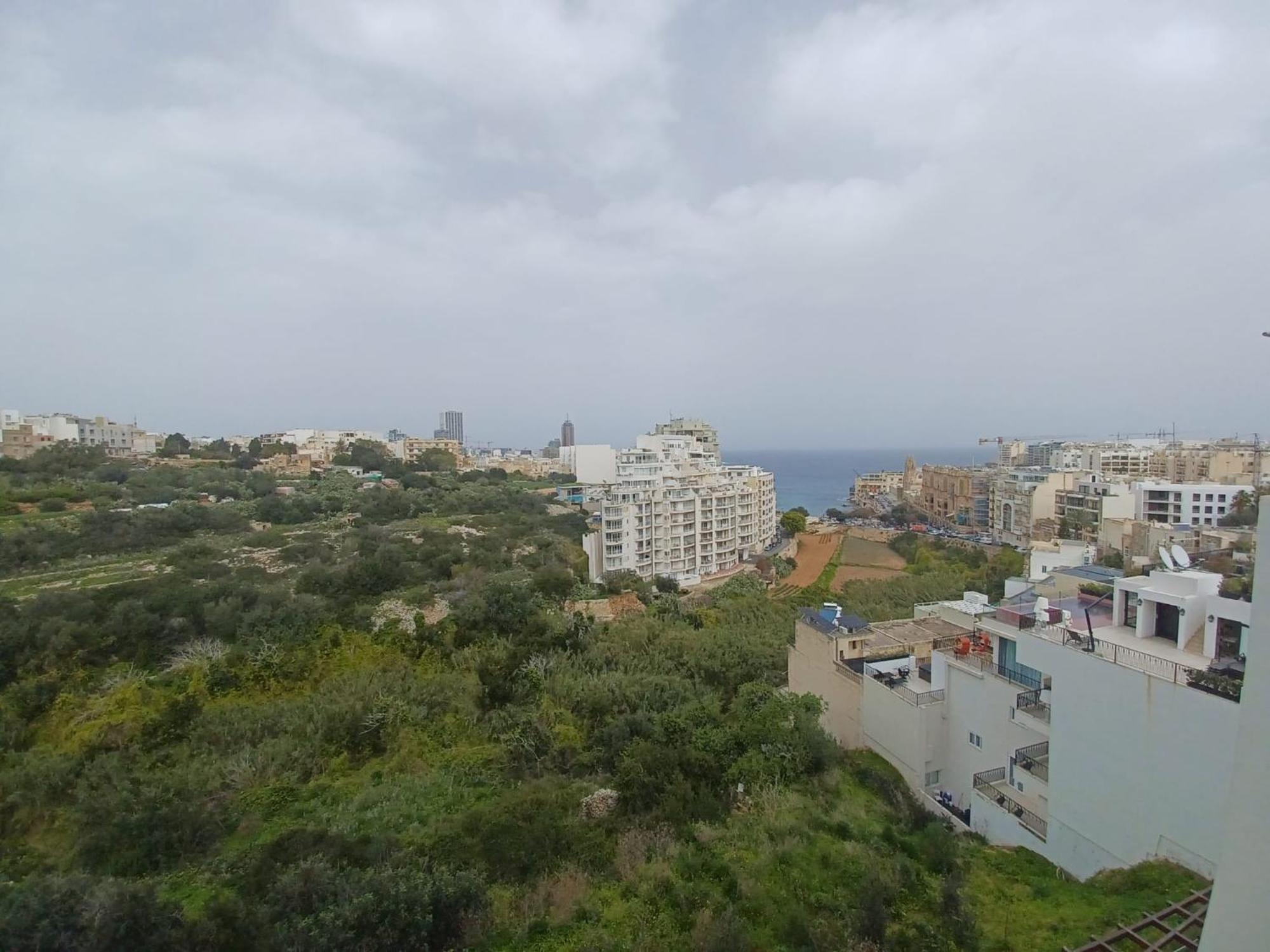 Spectacular Distant Seaview Apt Sliema Extérieur photo