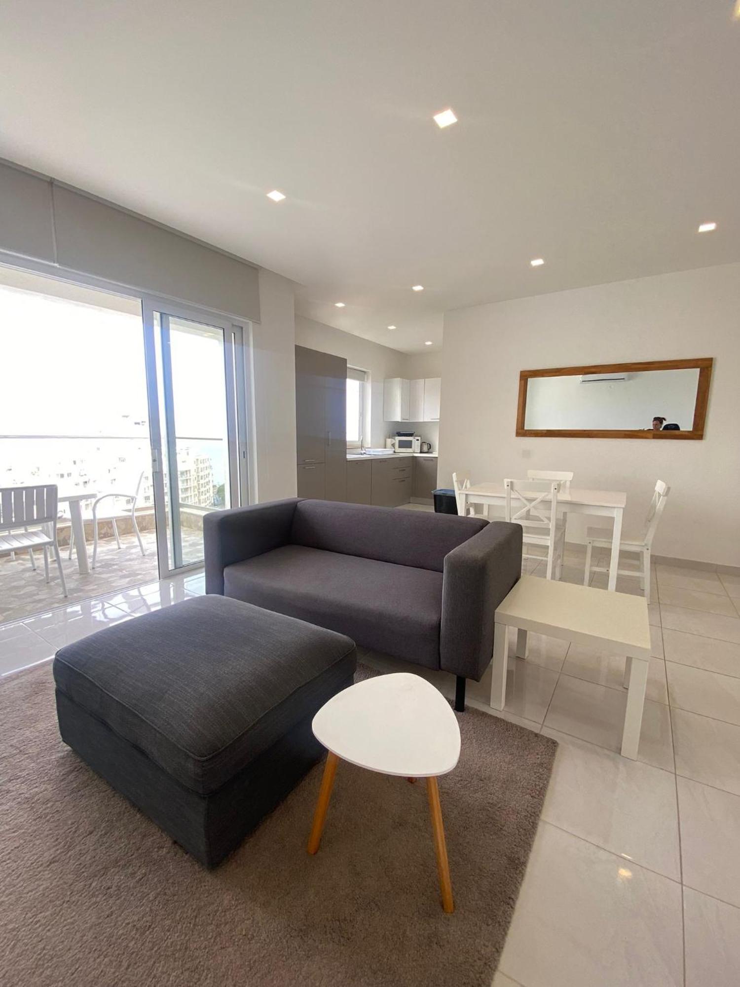 Spectacular Distant Seaview Apt Sliema Extérieur photo